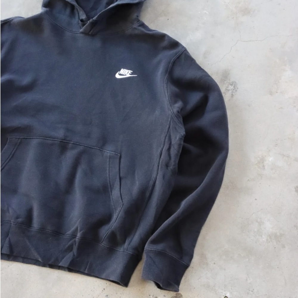 Restated vintage Nike hoodie